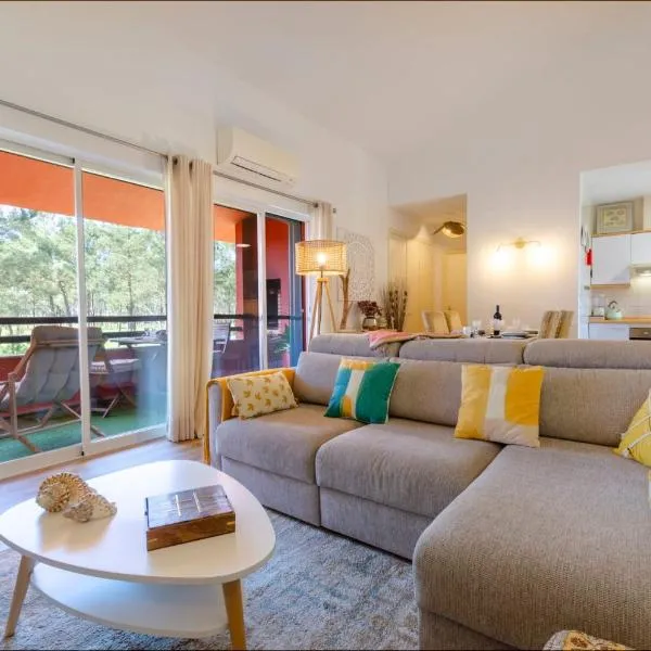 Oasis of Aroeira Golf & Beach House, hotel in Charneca