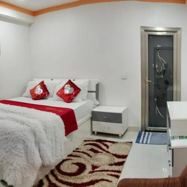 Save Sweet Home – hotel w mieście Fuvahmulah