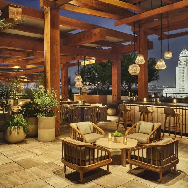 Conrad Los Angeles, hotel din Los Angeles