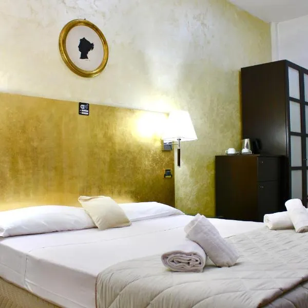 Hotel Fiorella Milano, хотел в Милано