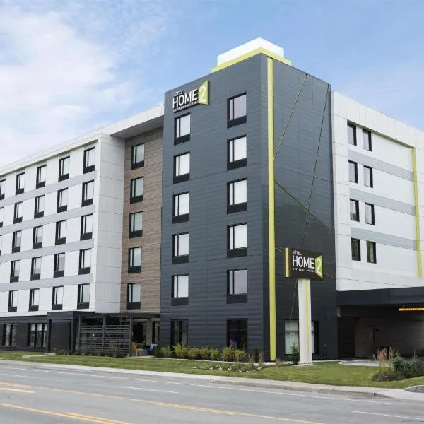 Home2 Suites By Hilton Quebec City، فندق في مدينة كيبك