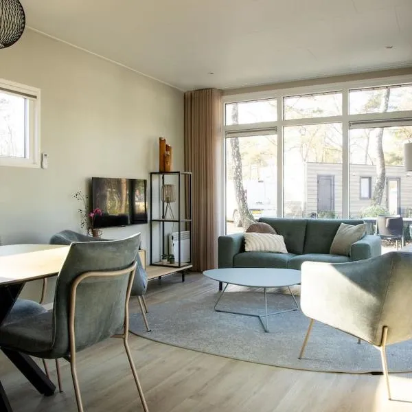Chalet Bosrijk, Hotel in Haarle