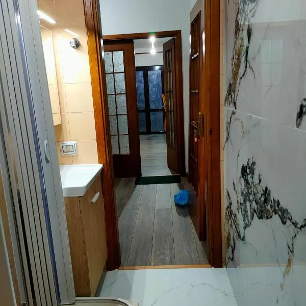 casa vacanze Libeccio parcheggio privato, hotel in Sapri