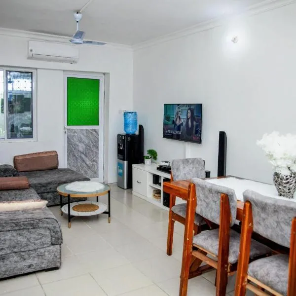 Affordable 2 BR Apartment near Stone Town, hotel i Zanzibar by