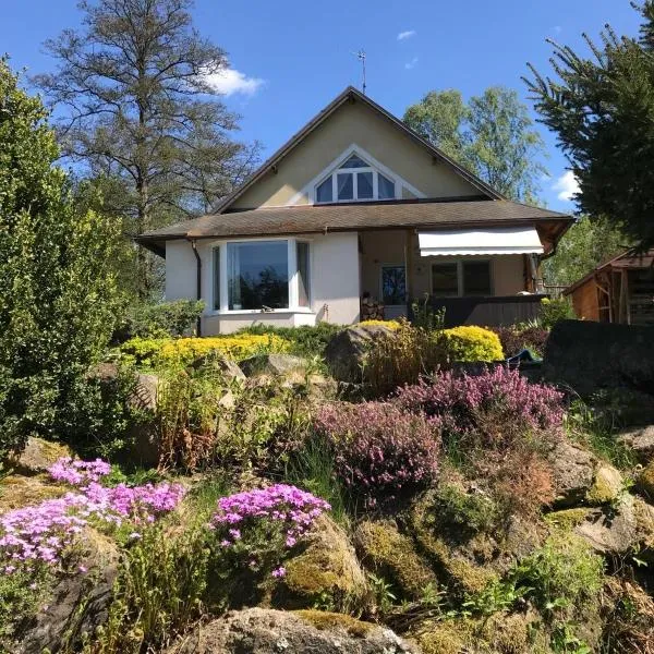 Forest Paradise, hotel i Stružná