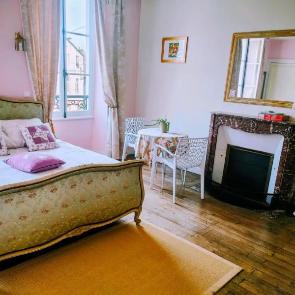 La brasserie chambre d'hotes de Delphine, Hotel in Saulgé