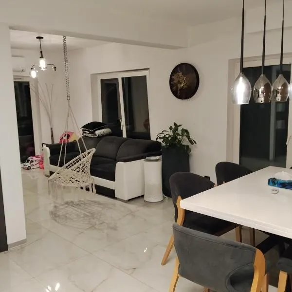 Wiktoria Apartament 70m2 - 6 osób, hotell i Myślenice