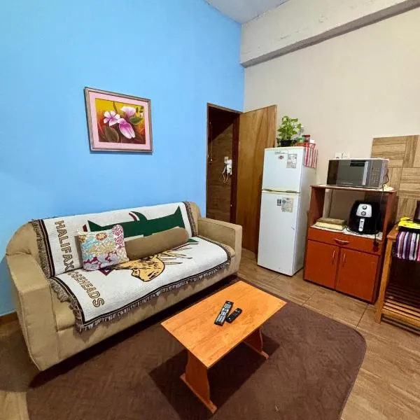 Mini loft moderno y equipado, hotel v mestu Fernando de la Mora