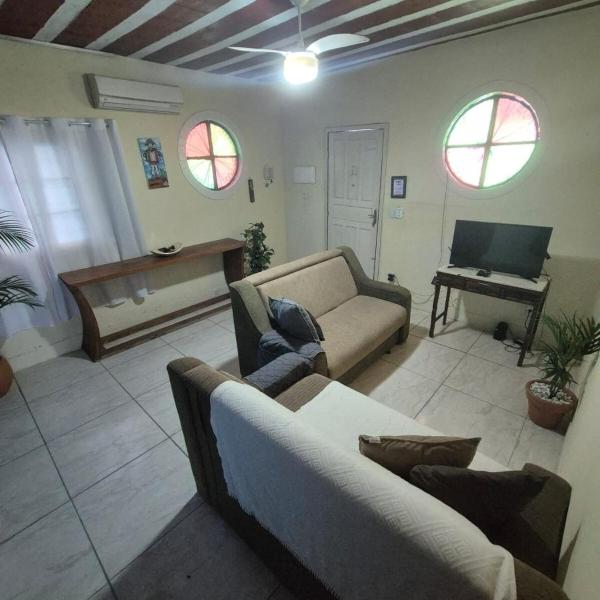 Casa de Veraneio Grande com Piscina, Churrasqueira e 4 quartos - Foto 2