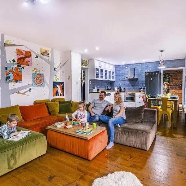 Apartmán V medvědím brlohu, Hotel in Dolní Lomná