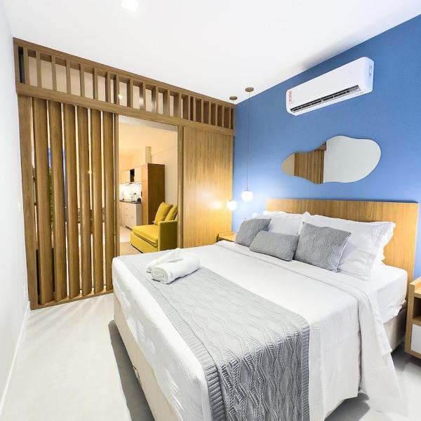 Designer apt steps from Copacabana Beach - Top floor