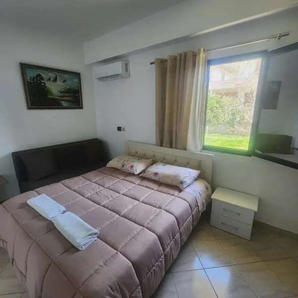 Apartment 2 by Villa Ceni, hotel sa Elbasan