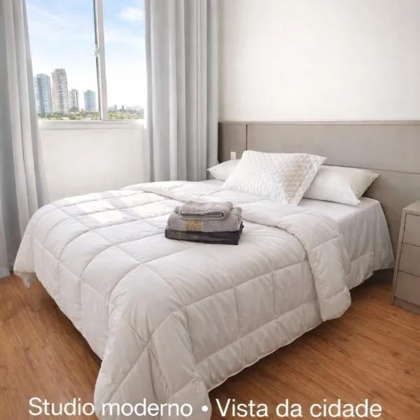Laguna 380 - 1607B - Vista Palácio Tangará, hotel in São Paulo