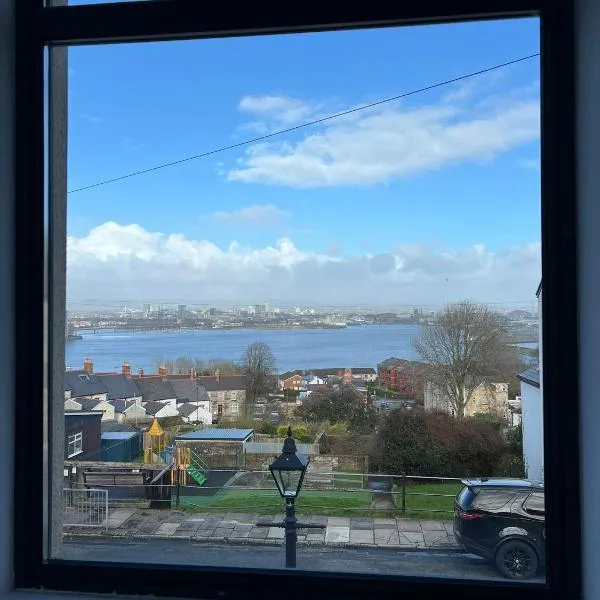 4 Bedroom Cardiff Bay View House, hotel v destinaci Cardiff