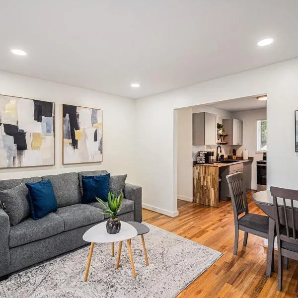 Cozy Luxe 2BR Apartment, hotel u gradu Birmingem