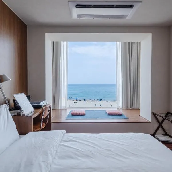 Cabinet 캐비넷 양양, hotelli kohteessa Yangyang