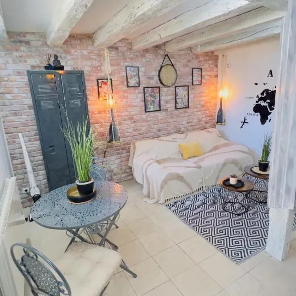 Top Cosy Les Perles 5 des Châteaux, hotel a Mer