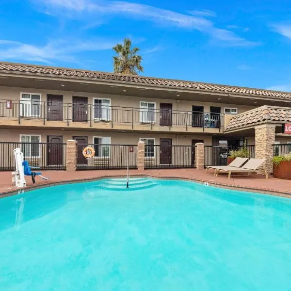 Econo Lodge Inn & Suites Escondido Downtown, Hotel in Escondido