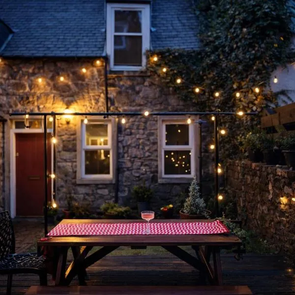 Secret City Cottage - Peaceful - Private Garden: Aberdeen şehrinde bir otel