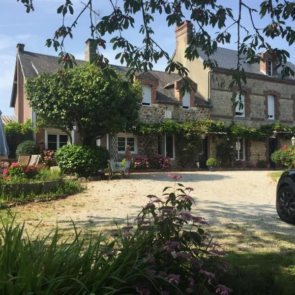 Demeure Saint Gildas, hotel in La Haye-Pesnel