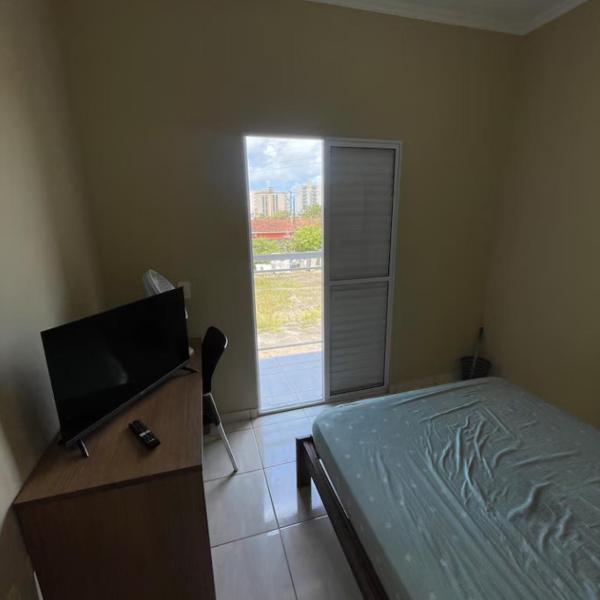 Mongaguá - 500m da praia - Casa Completa - 6 pessoas - Foto 5