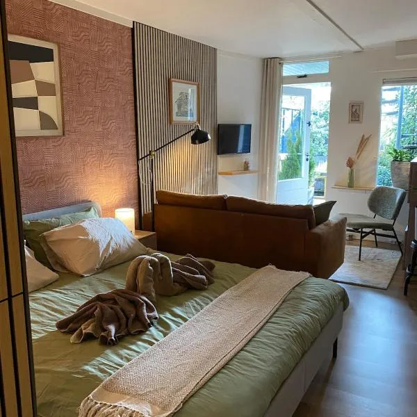 Appartement met jacuzzi in Huizen, hotel en Huizen