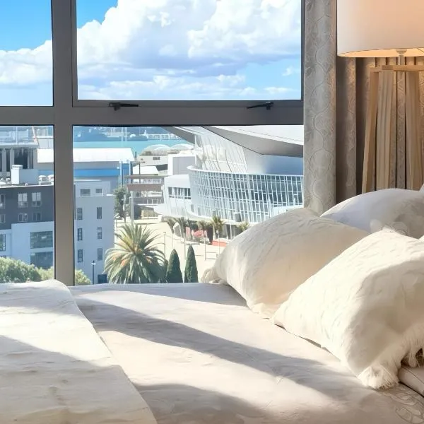 Top-Floor CBD 2BR 2Bath 丨 2 Free Parking 丨 Walk to Spark Arena, hotel a Auckland