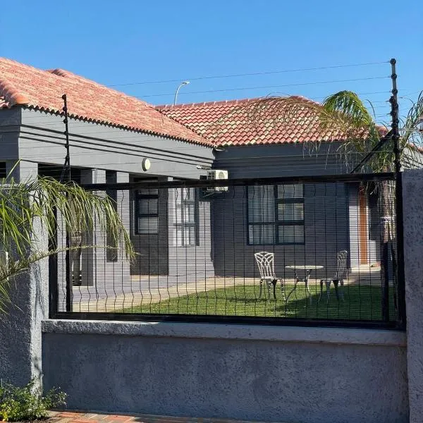 Grey Net、Palapyeのホテル