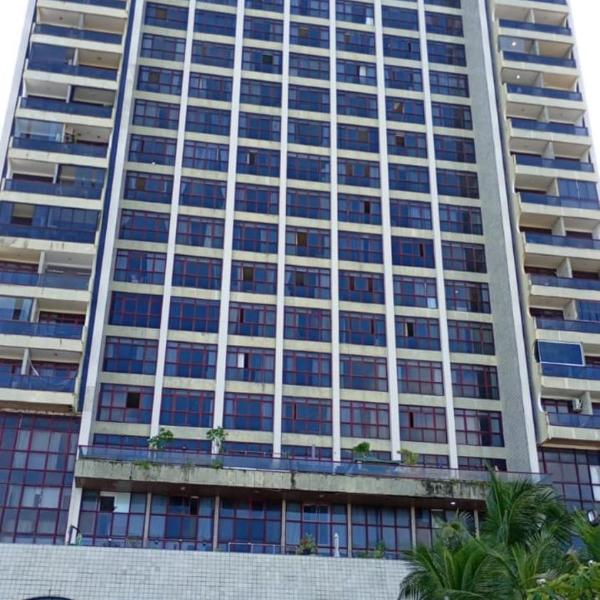 Flat Golden beach