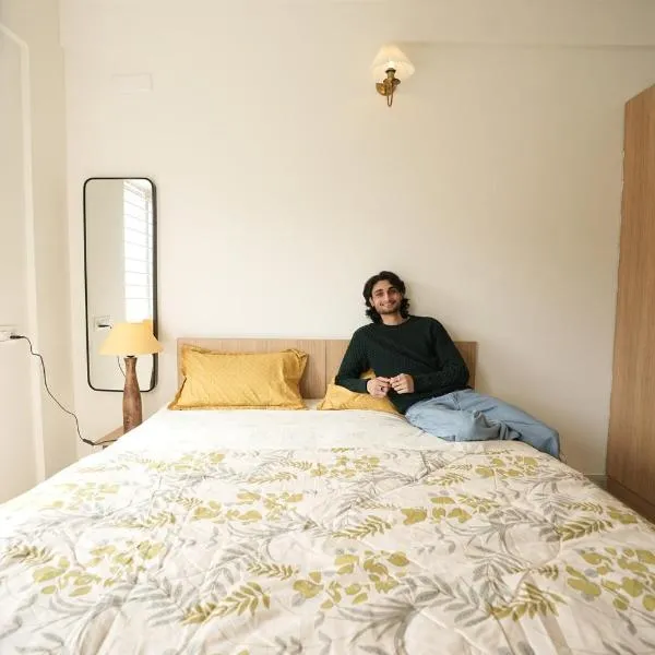 HomeSlice Sarjapur - Balcony Rooms, khách sạn ở Bangalore