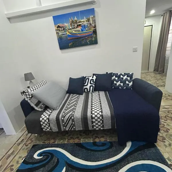 Coral Reef Charming studio by the three old cities, hotel i Cospicua