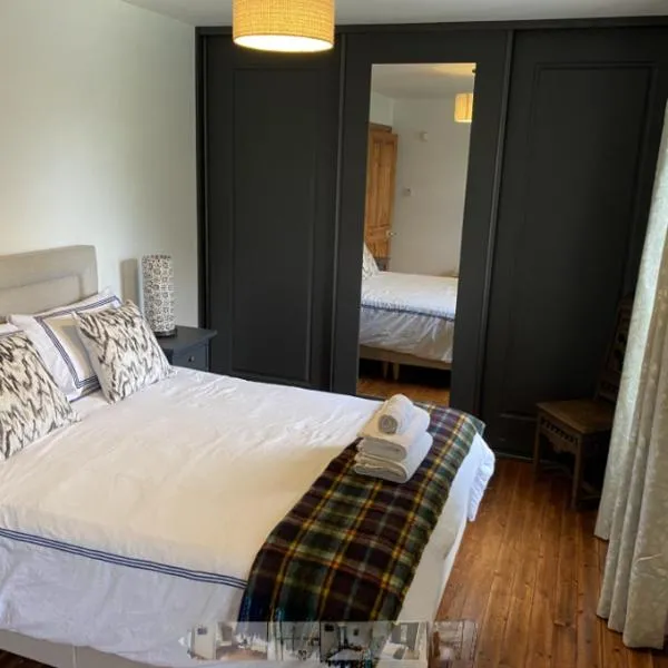 Room Stay 3, Hotel in Ballinhassig