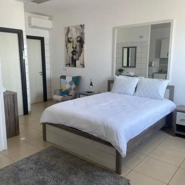 Seaside Studio, hotel din Larnaca