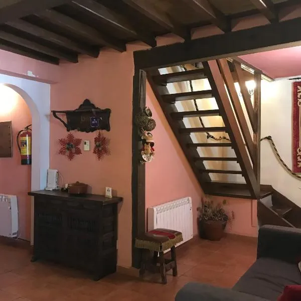 Casa Rural EL RINCÓN DE LA MORAÑA, khách sạn ở Fuente el Sauz