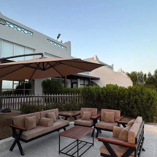 درة العروس البرادايس دور علوي عوائل فقط, hotel in Durat Alarous