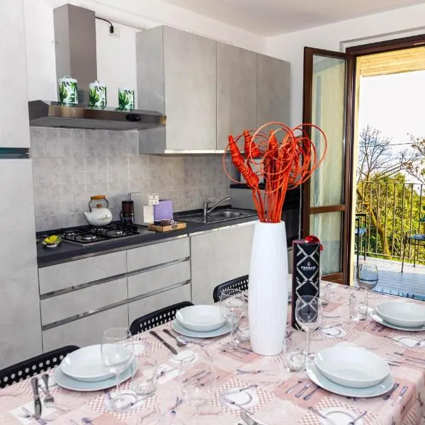 CASA AL LAGO D'ISEO for big family, hotel in Predore