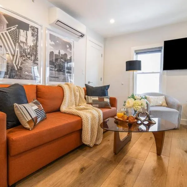 Parking 3BR2Bth Cambridge Boston W&D Subway AC, hotel di Somerville