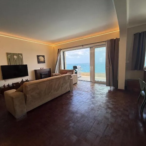 Viesnīca Panoramic XL Penthouse Sliema Seafront Sliemā