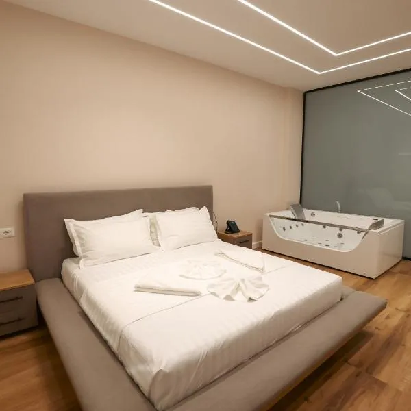 STAR Hotel, отель в городе Bathoria