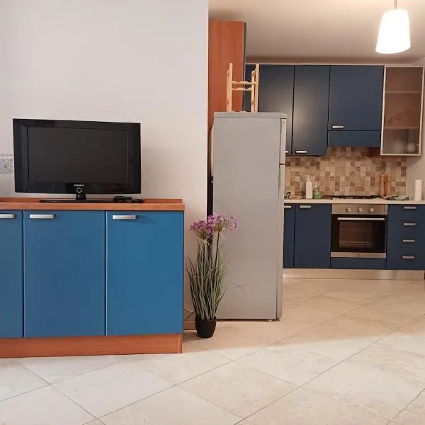 Appartamento Val di Sole - Commezzadura, hotel v mestu Commezzadura