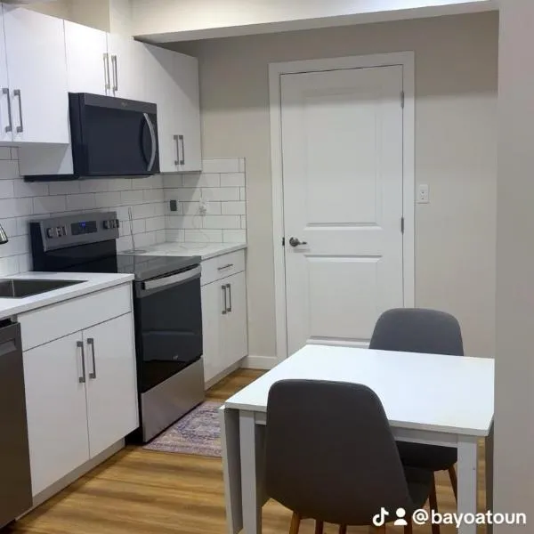 Cozy Urban Hideout, hotel i Saskatoon