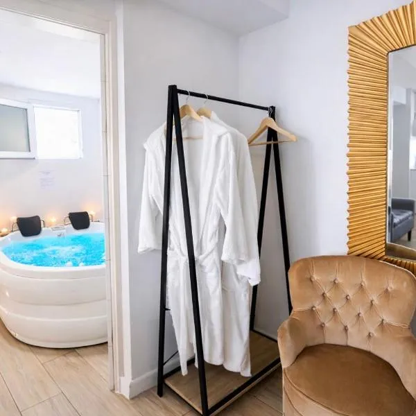 Apartamentos De la Haya & Suite con Jacuzzi, junto al Teatro Romano, hotel em Mérida