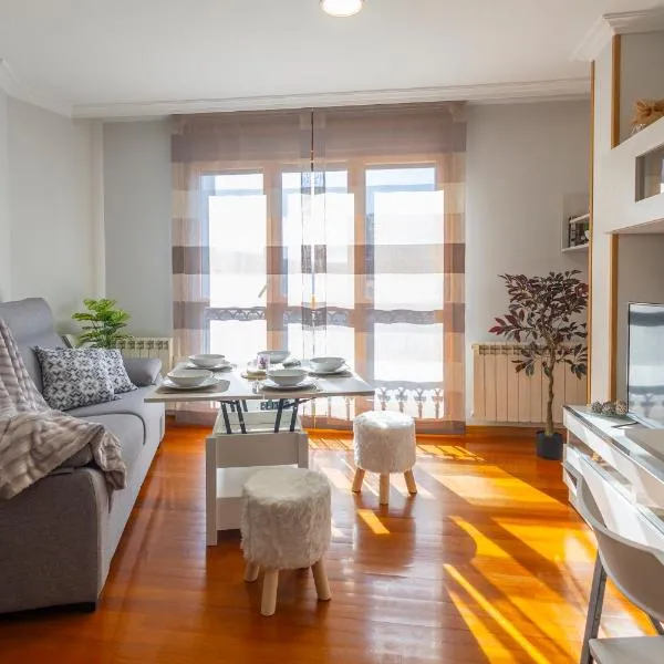 Foz Atlantic Home - Beach & City-Center, хотел в Фос