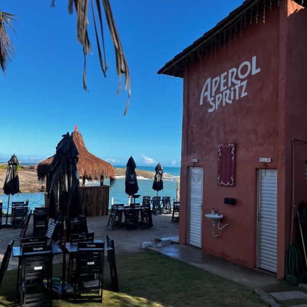 Chalé Pé na areia 027, Restaurante, bar e entretenimento tudo em um só lugar