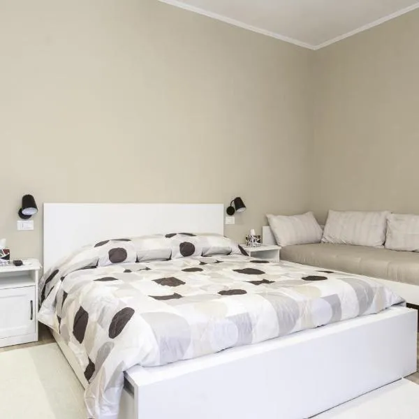 Dimora Stadio Biella – hotel w mieście Biella