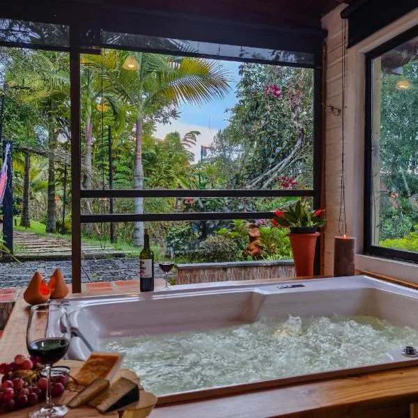 Chalé de montaña con Jacuzzi, Hotel in Guarne