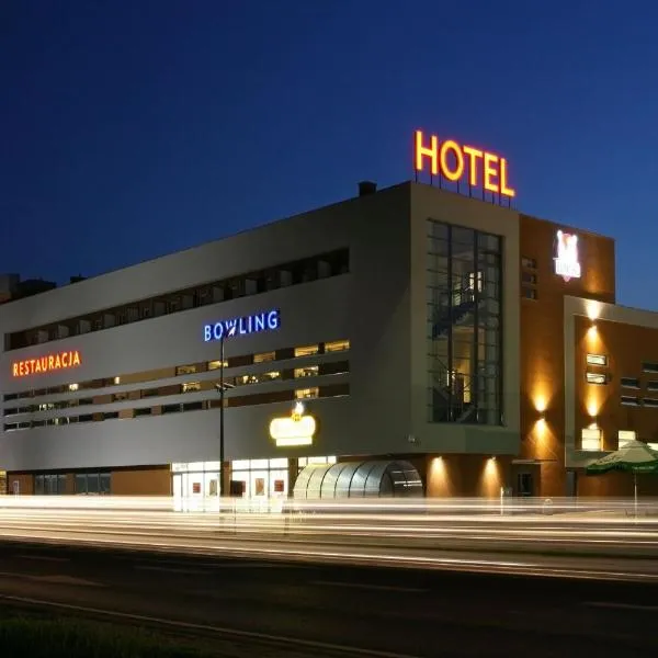 QUEST HOTEL - dawniej Hotel Planeta, hotel in Szczepanów