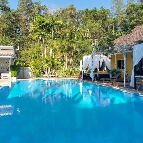 Loma Resort, hotel in Khao Lak