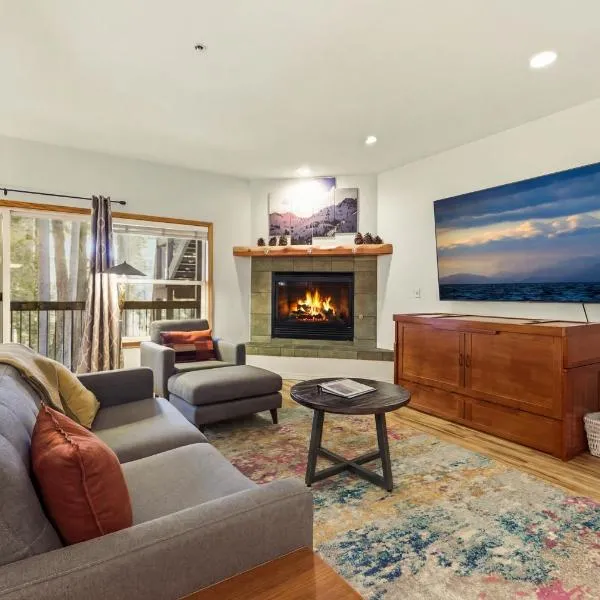 Tahoe Basecamp | Ski, Spa & Lake Access، فندق في وادي اولومبيك