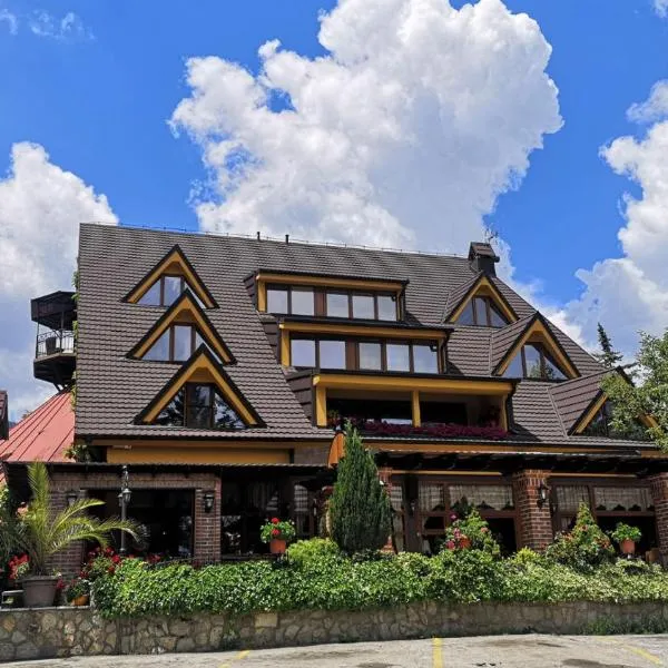 Hotel Sumski Feneri, hotel v mestu Trnovo